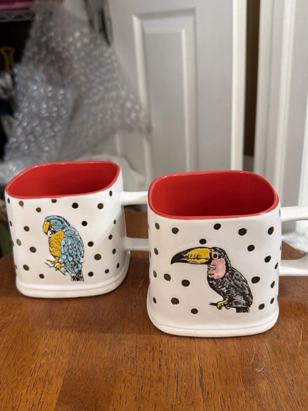 I Love It Tropical Birds Parrot & Toucan Ceramic Square Mugs - White/Red